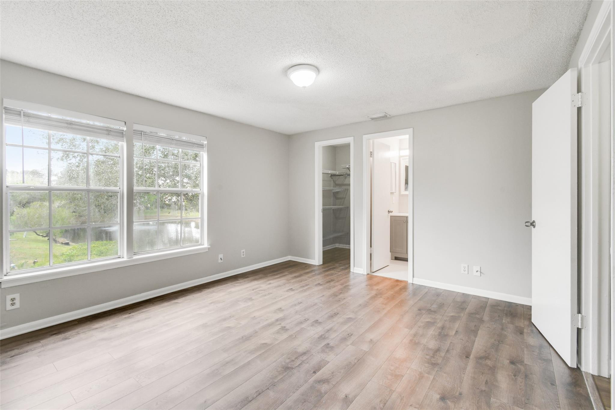 110 Old English Jupiter, FL 33477