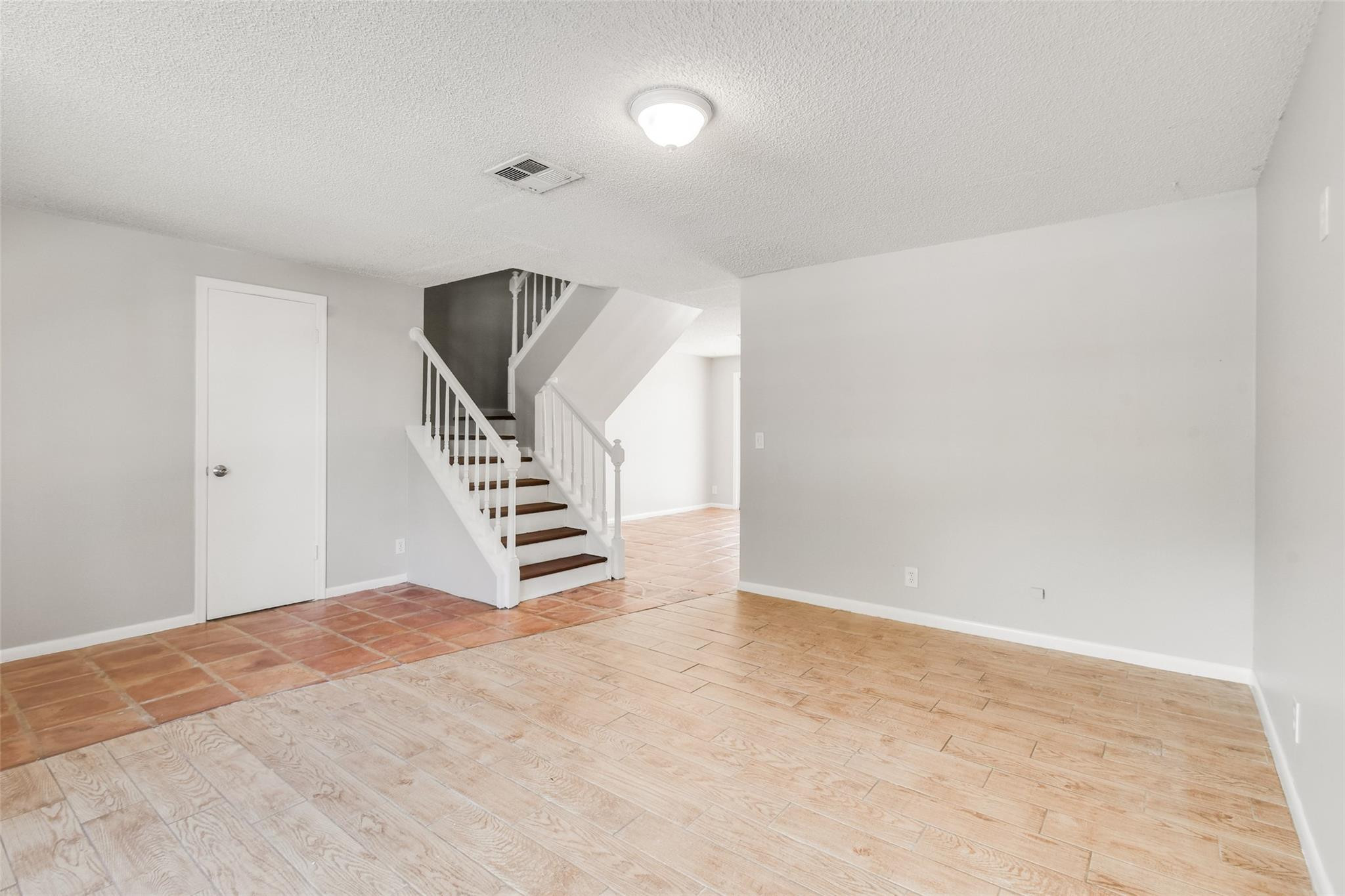 110 Old English Jupiter, FL 33477