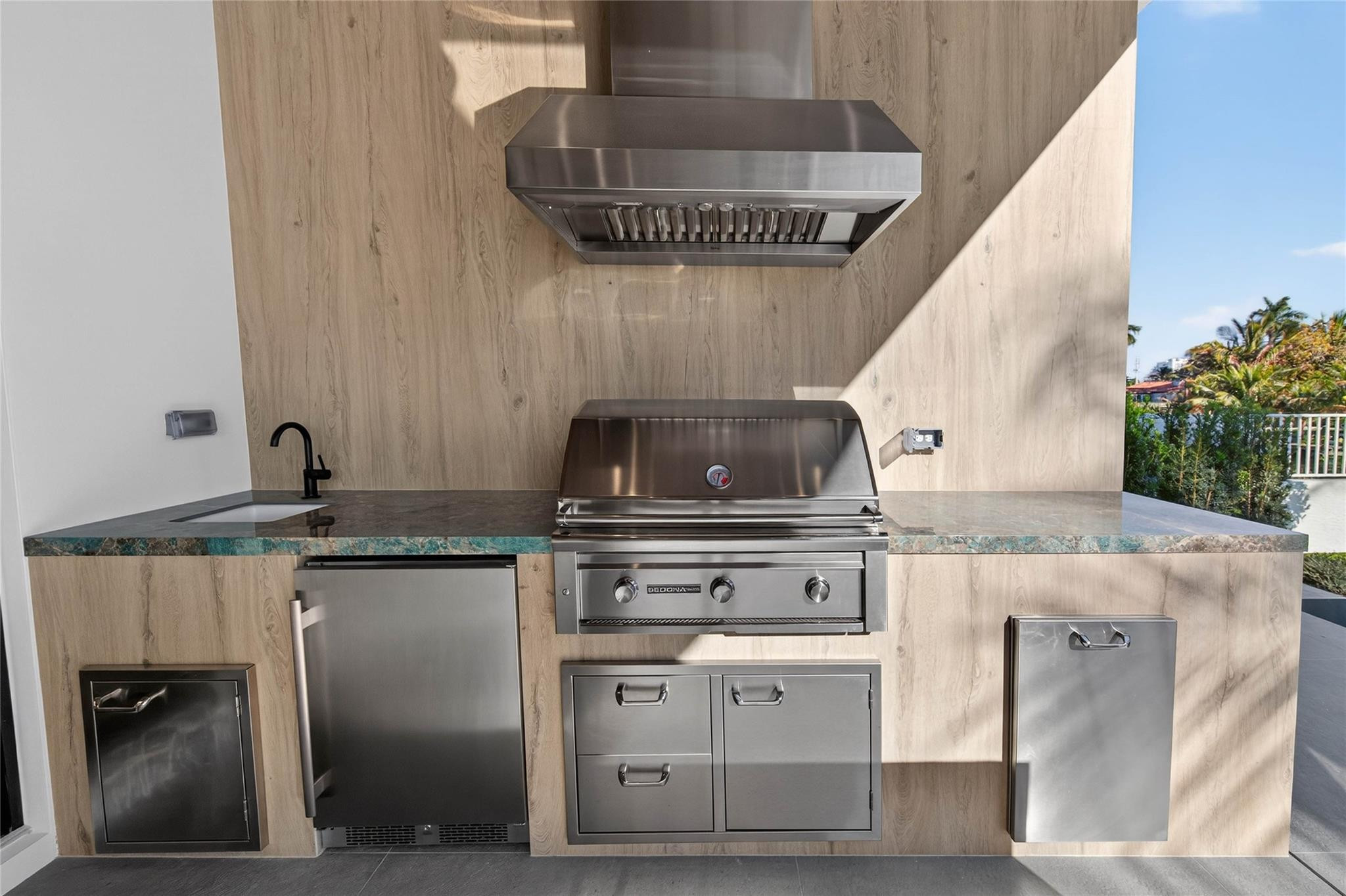 2508 Delmar Fort Lauderdale, FL 33301