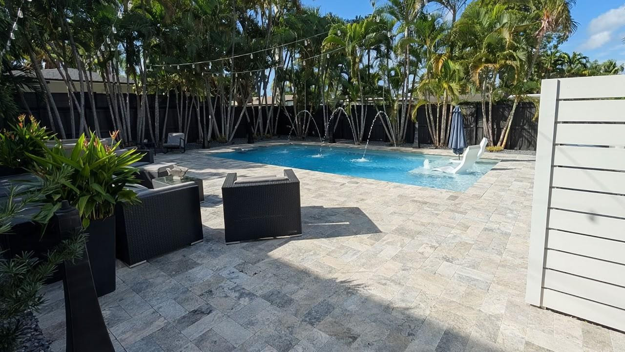 1516 NE 12th Fort Lauderdale, FL 33304