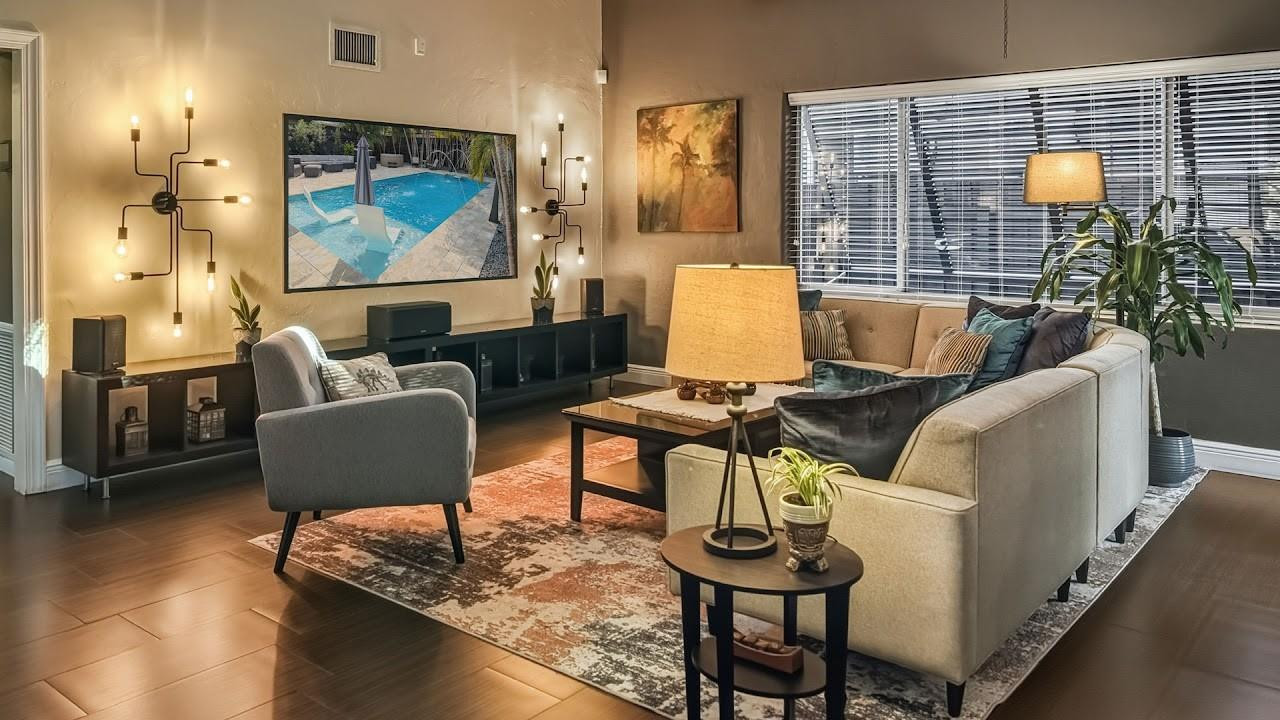 1516 NE 12th Fort Lauderdale, FL 33304