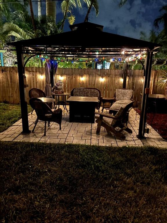 5266 Greenwood Delray Beach, FL 33484