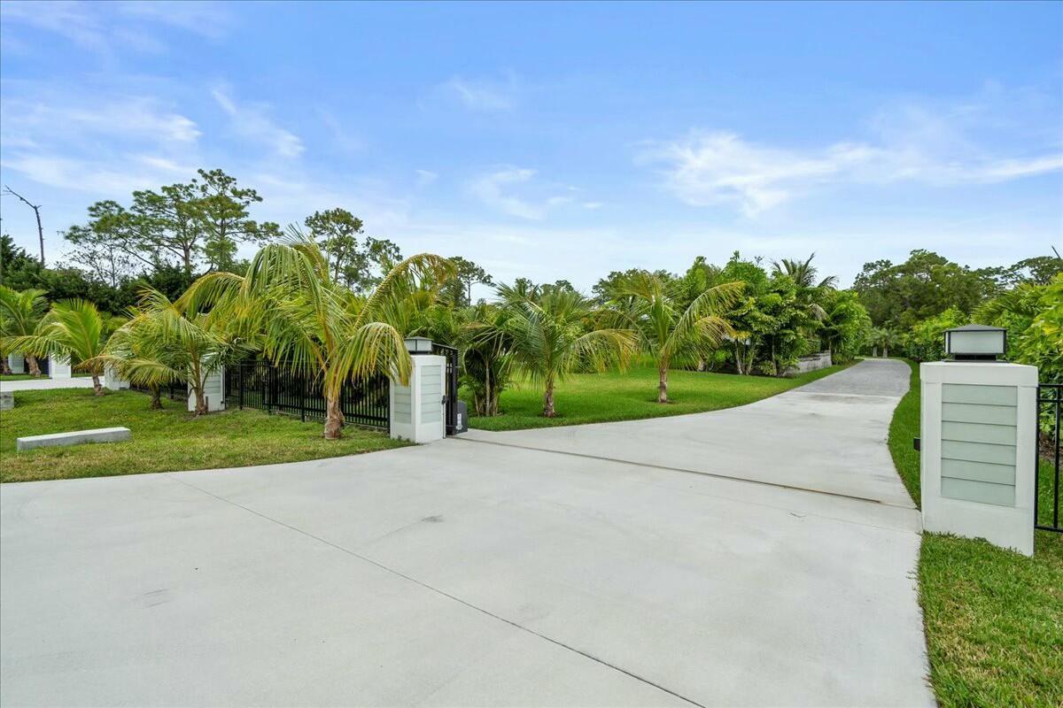 12875 157th St Jupiter, FL 33478