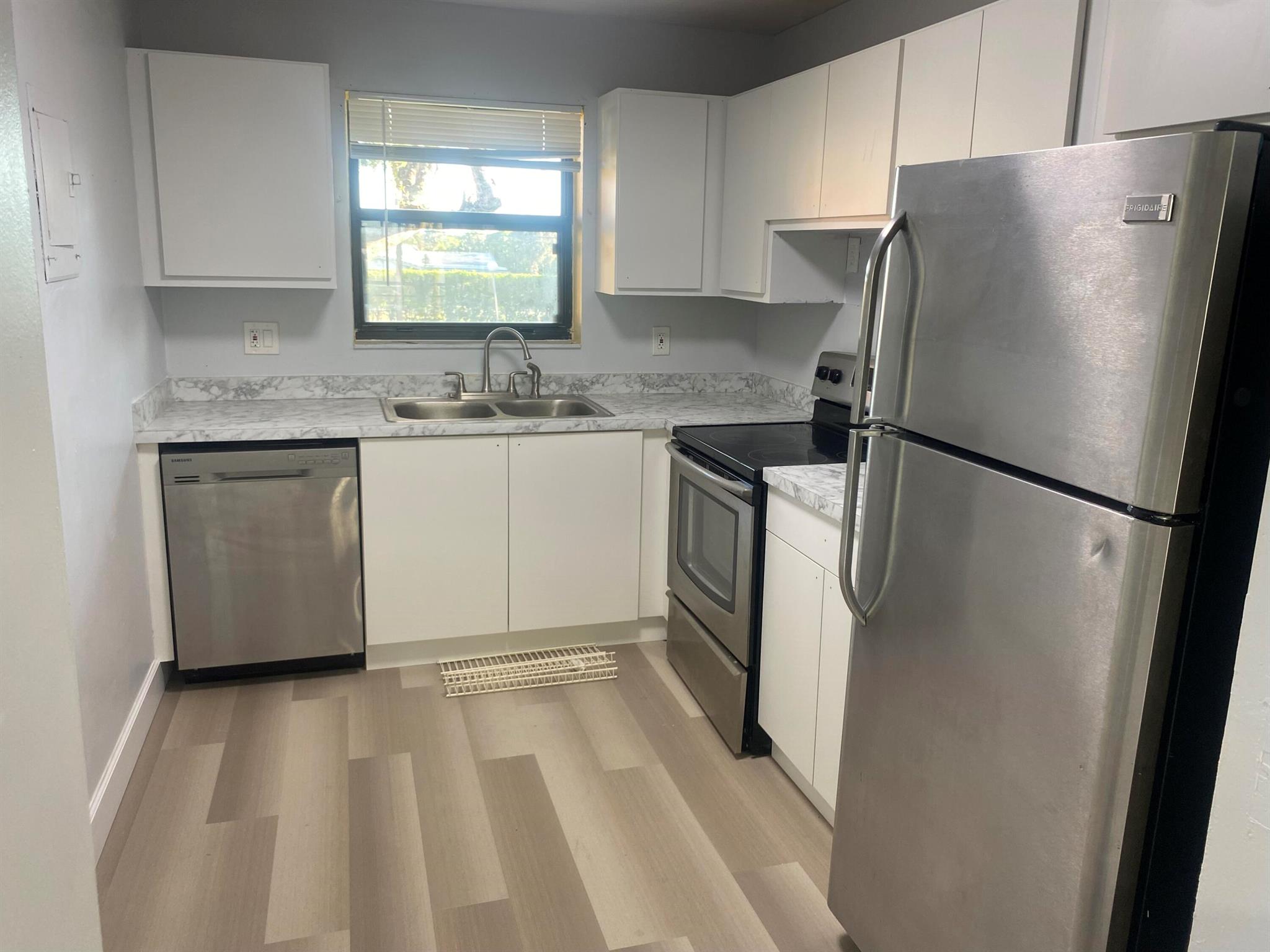 2181 W Woolbright Rd #N201