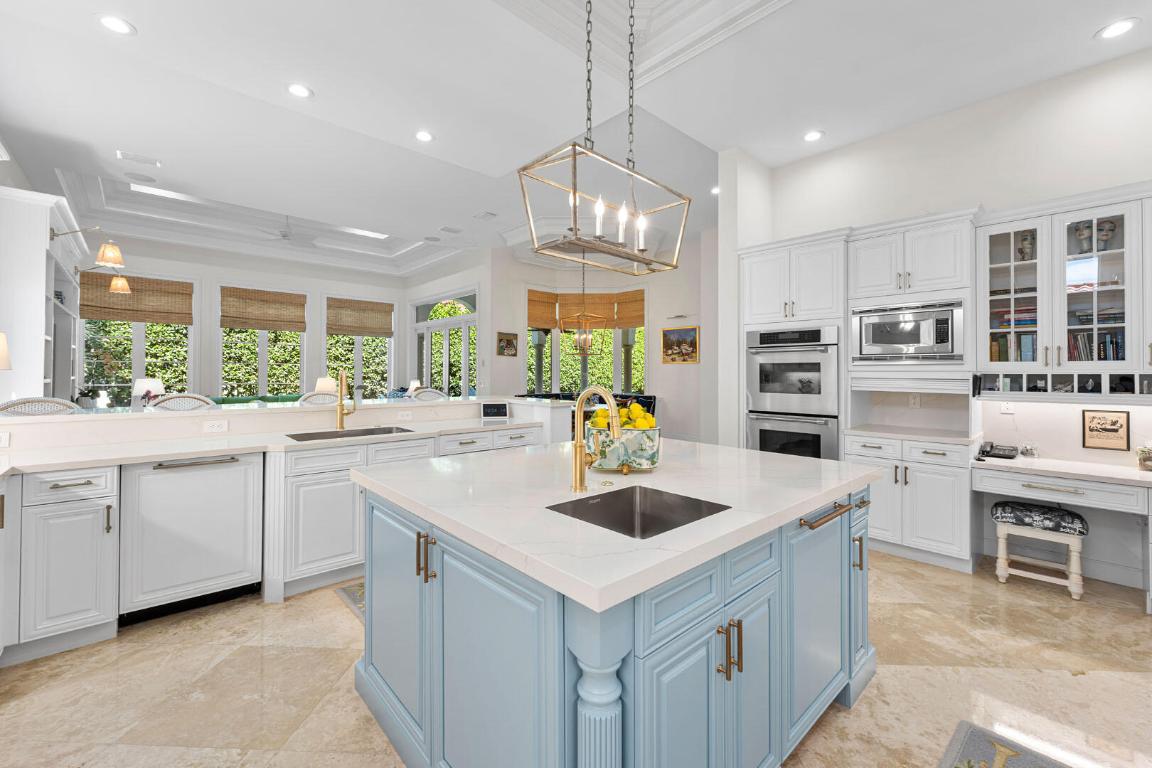 2233 Date Palm Boca Raton, FL 33432