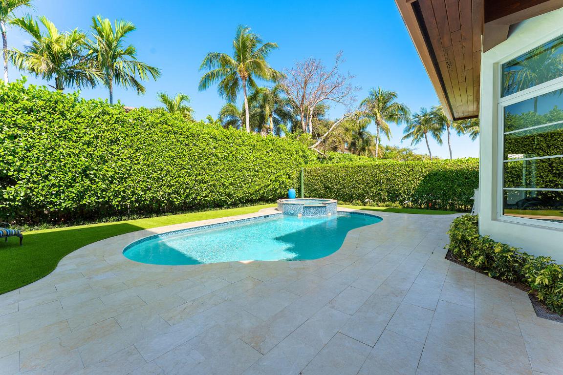 2233 Date Palm Boca Raton, FL 33432