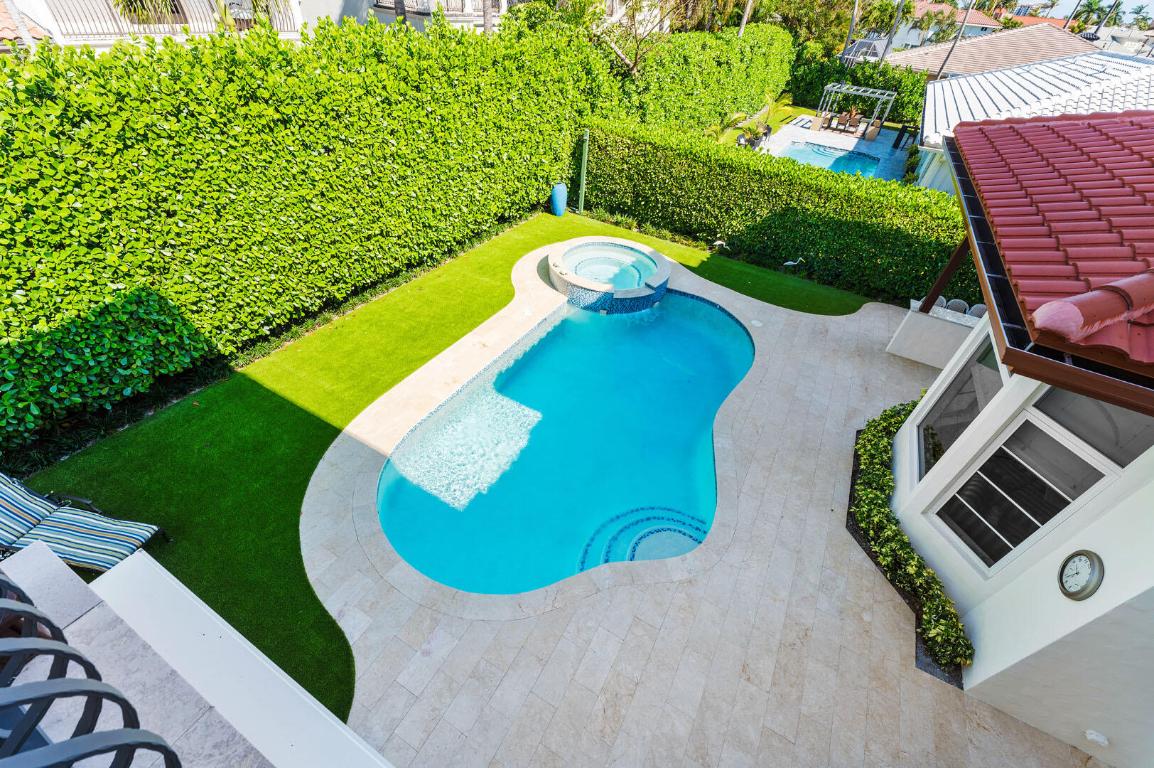 2233 Date Palm Boca Raton, FL 33432