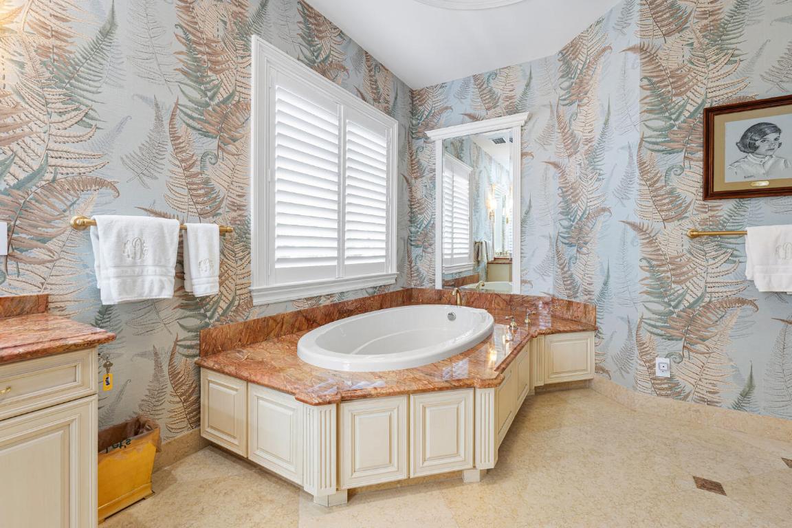 2233 Date Palm Boca Raton, FL 33432