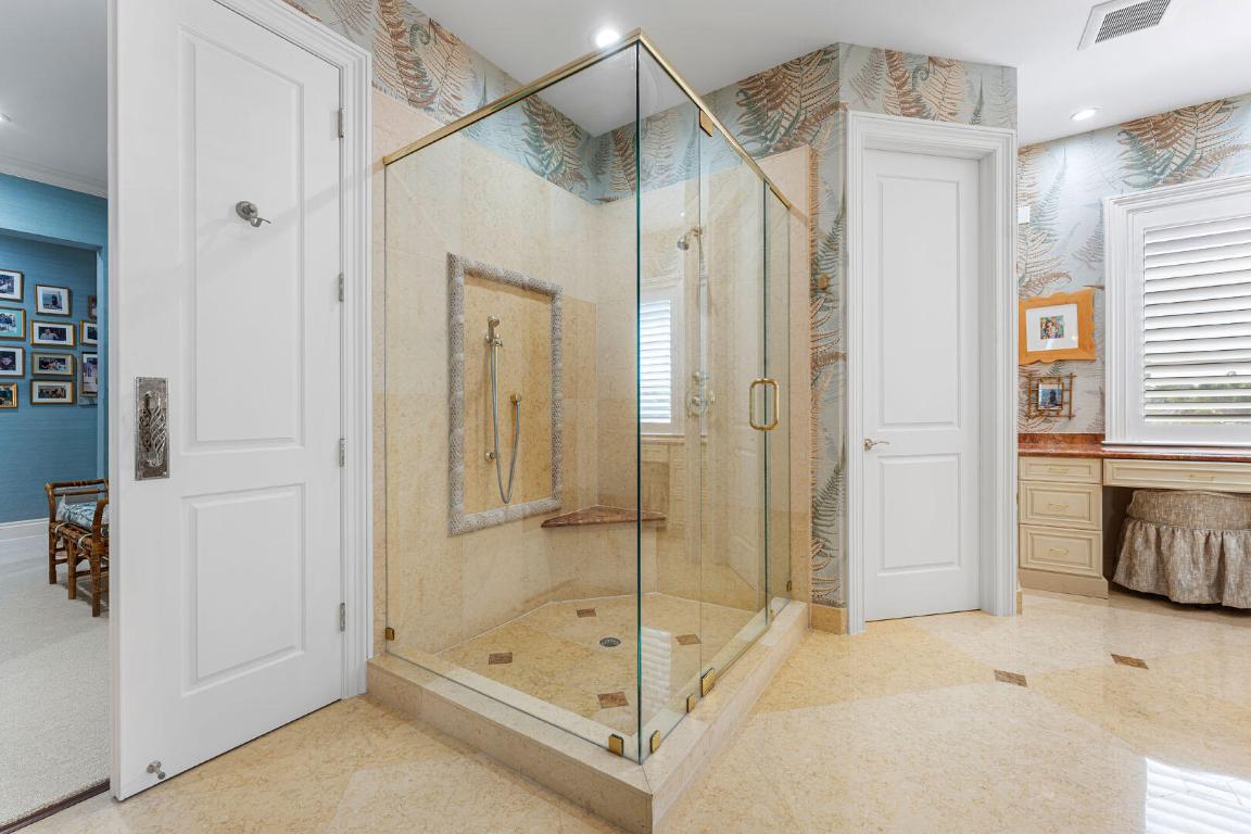 2233 Date Palm Boca Raton, FL 33432