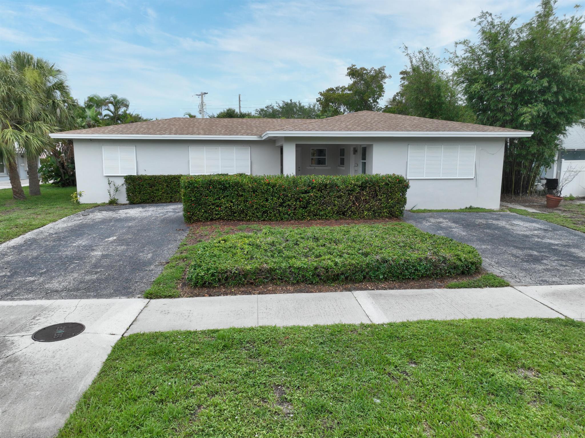 522 Eastwind Dr