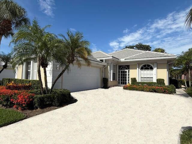 8495 Beaconhill Rd
