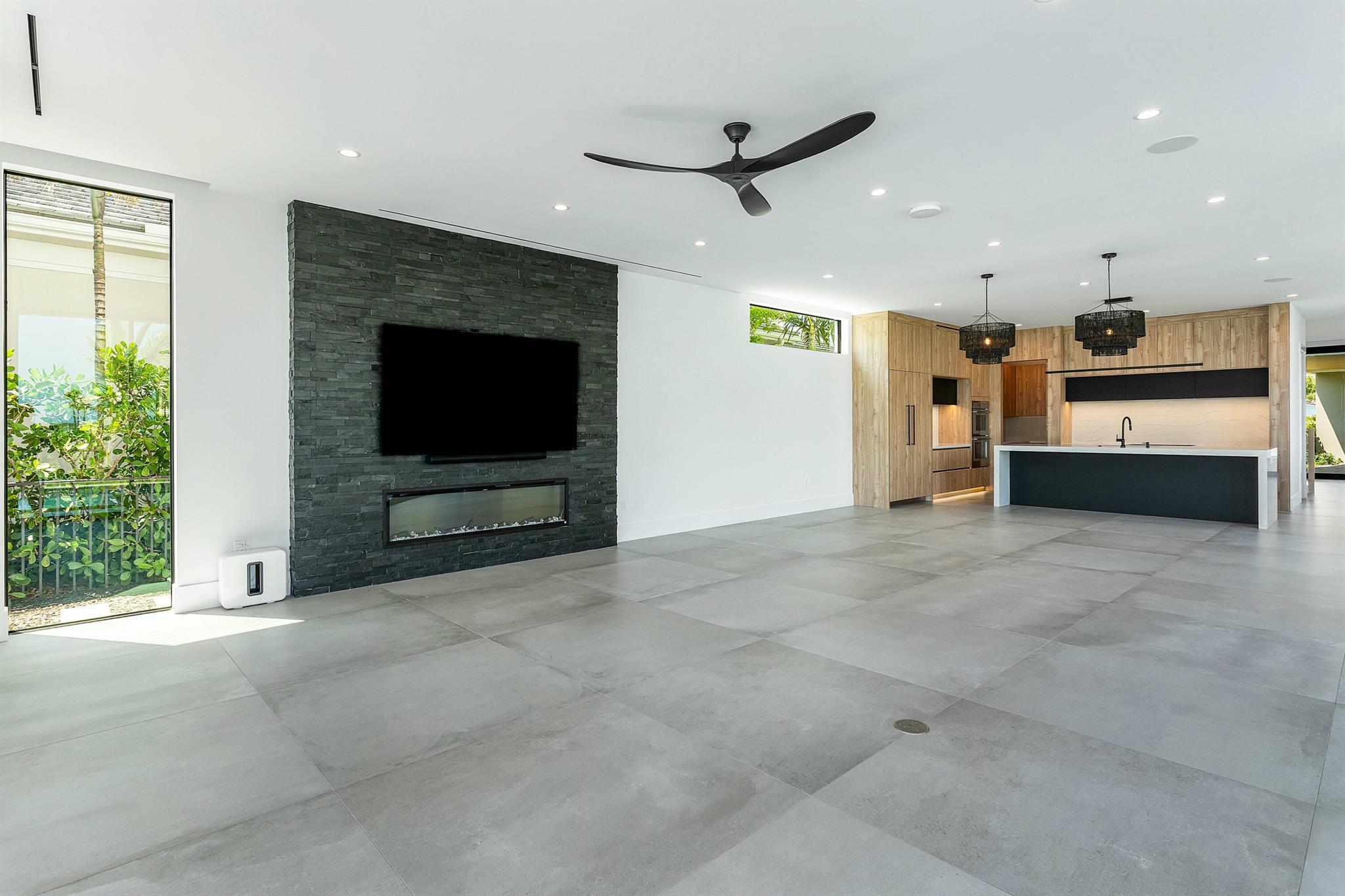 3445 Harbor Rd Jupiter, FL 33469