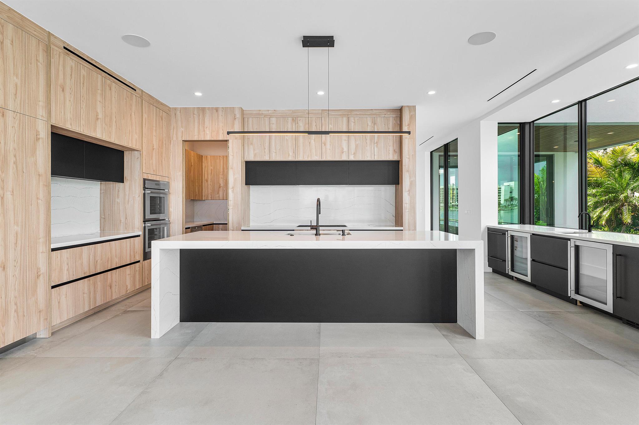 3445 Harbor Rd Jupiter, FL 33469