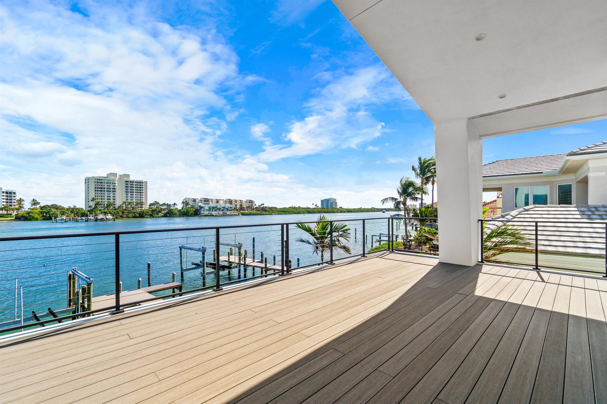 3445 Harbor Rd Jupiter, FL 33469