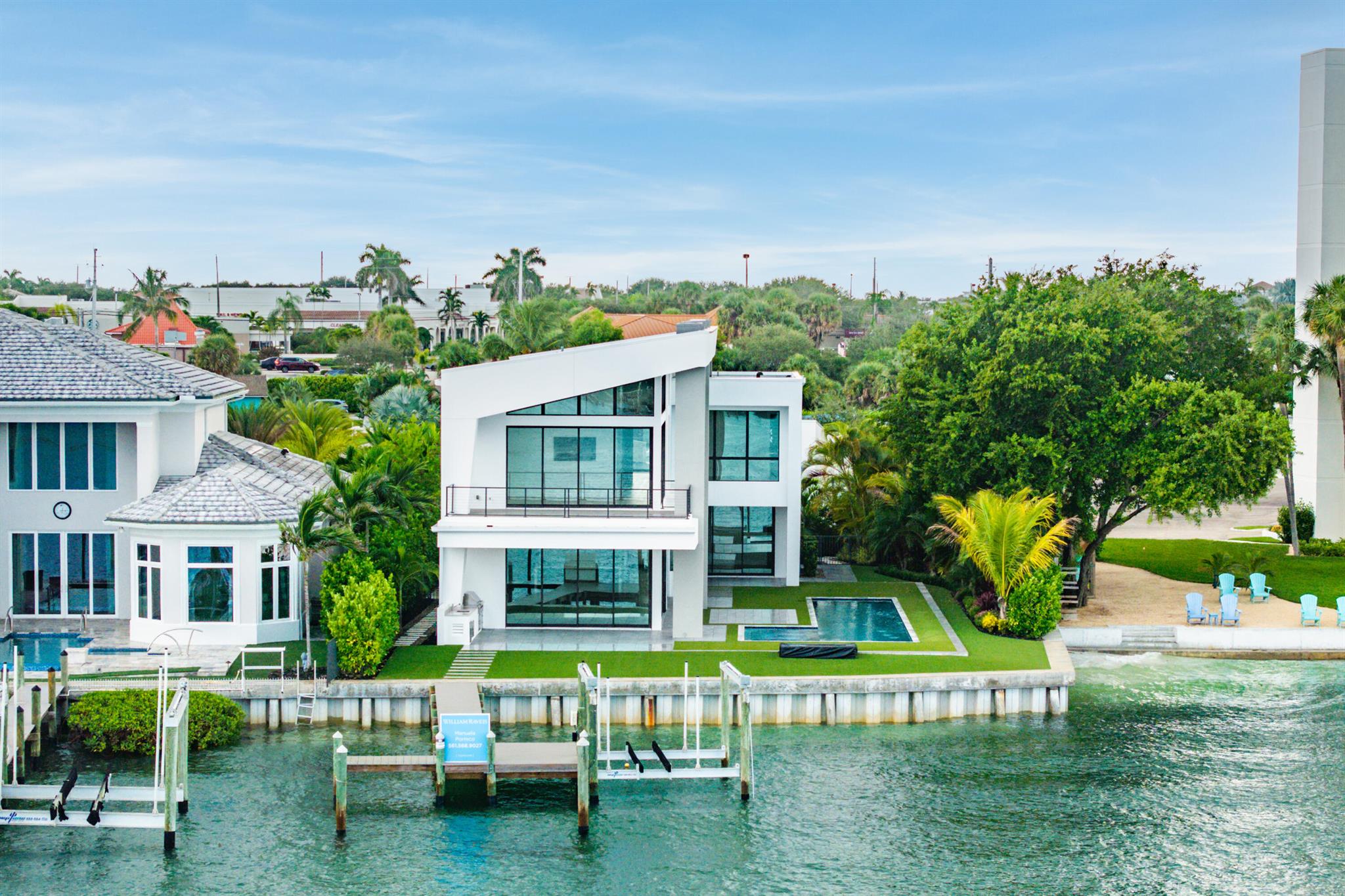 3445 Harbor Rd Jupiter, FL 33469