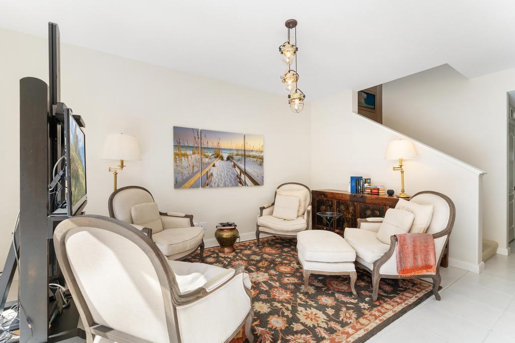 4103 Community Dr Jupiter, FL 33458