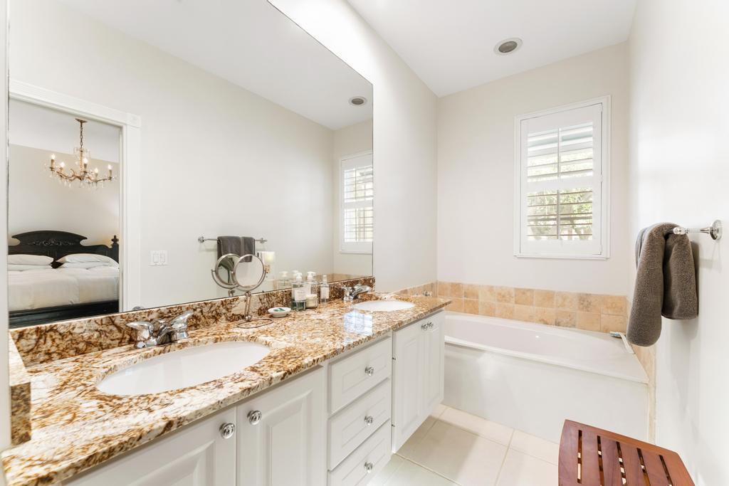 4103 Community Dr Jupiter, FL 33458