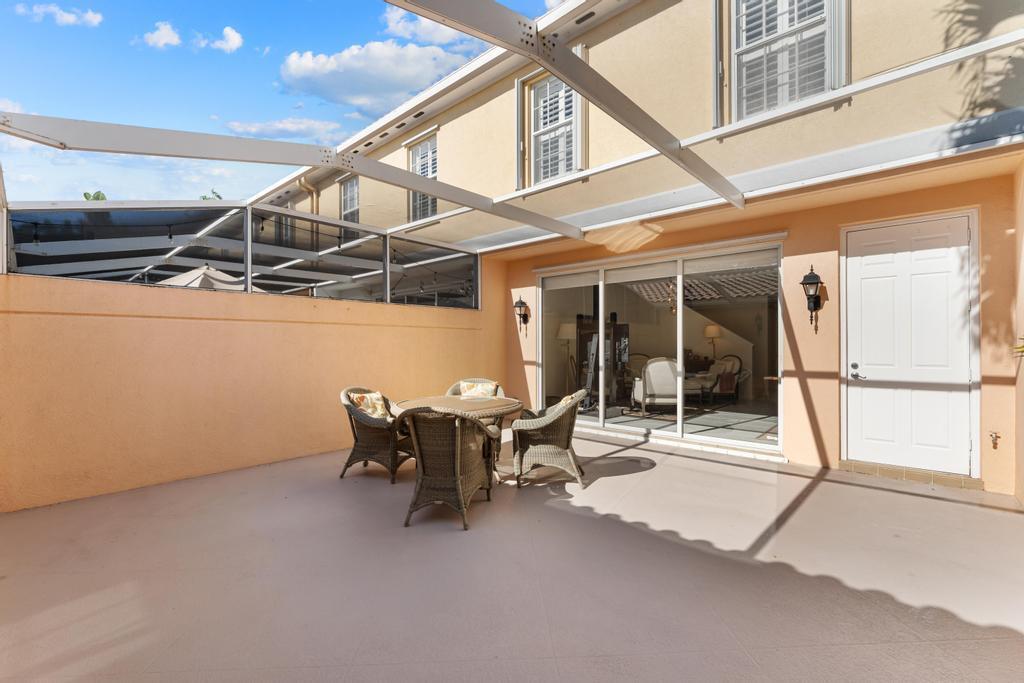 4103 Community Dr Jupiter, FL 33458