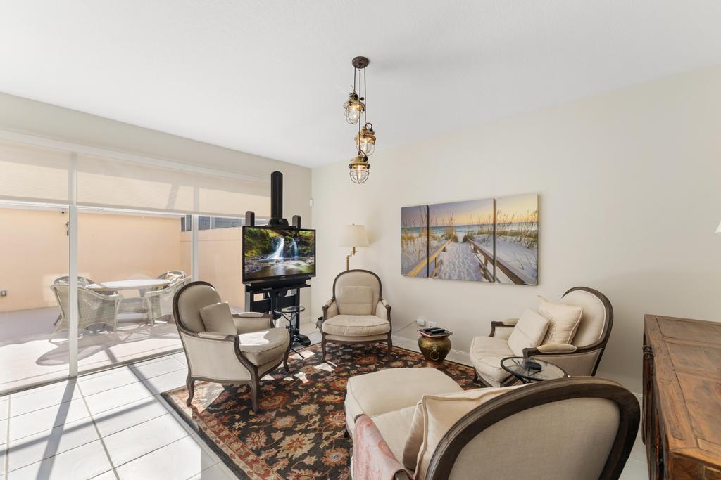 4103 Community Dr Jupiter, FL 33458