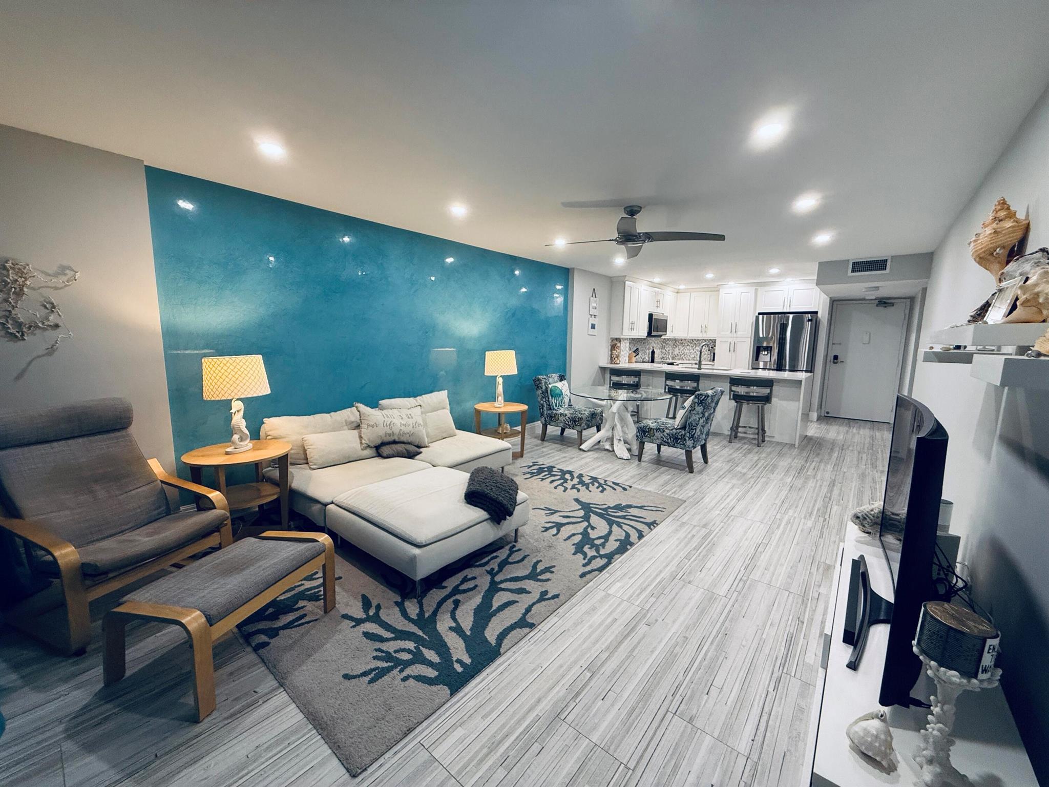 3540 S Ocean Blvd #201