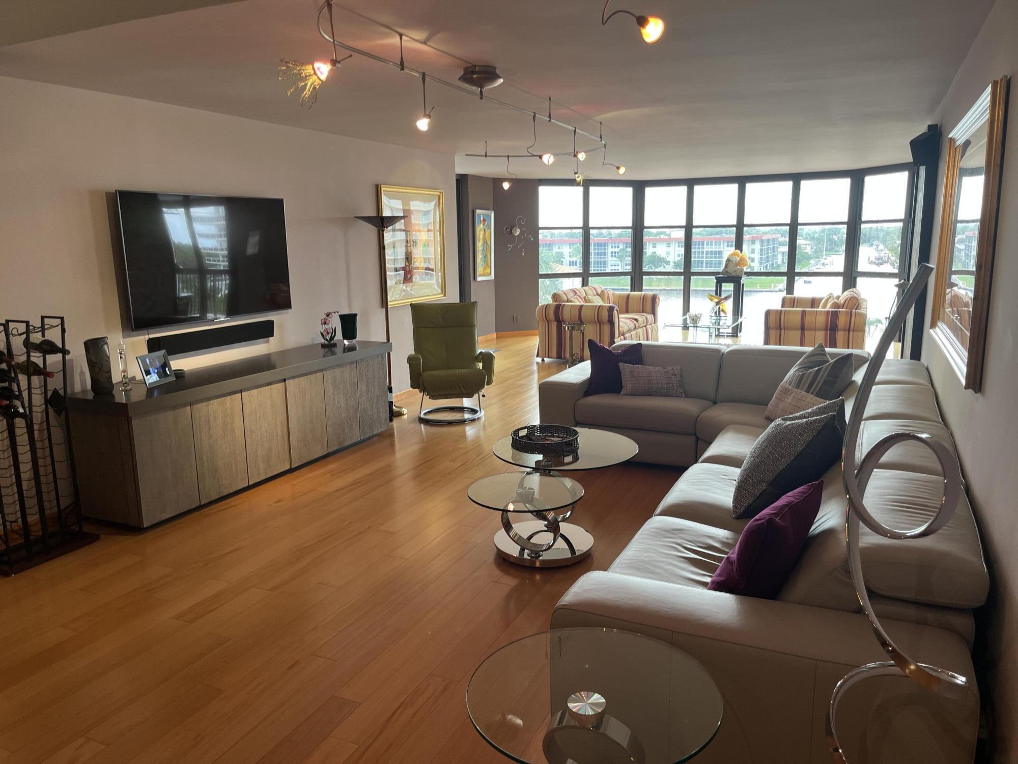 1155 Hillsboro Mile #402 Hillsboro Beach, FL 33062