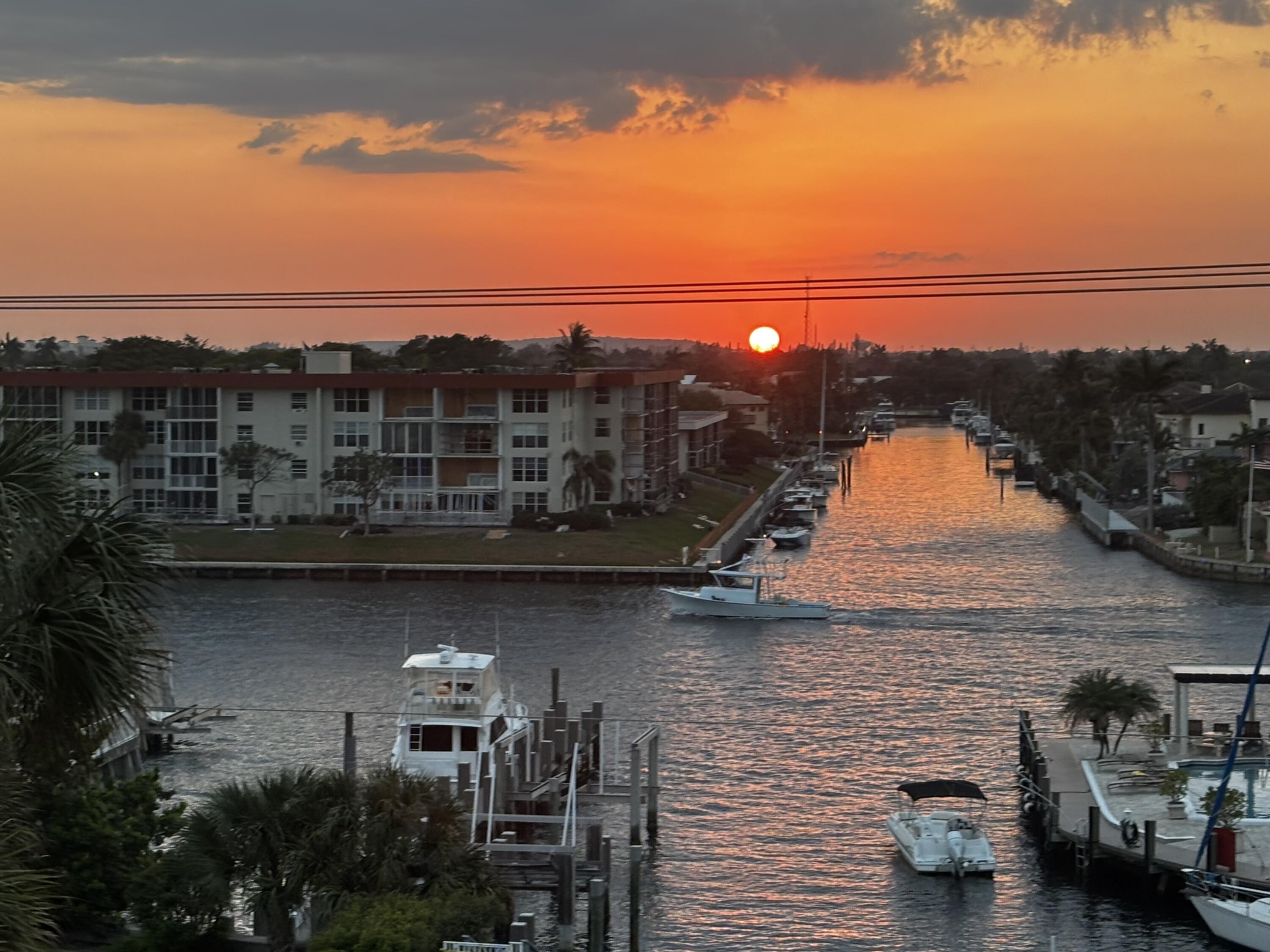 1155 Hillsboro Mile #402 Hillsboro Beach, FL 33062