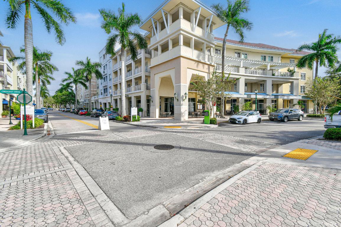 1200 Town Ctr #326 Jupiter, FL 33458