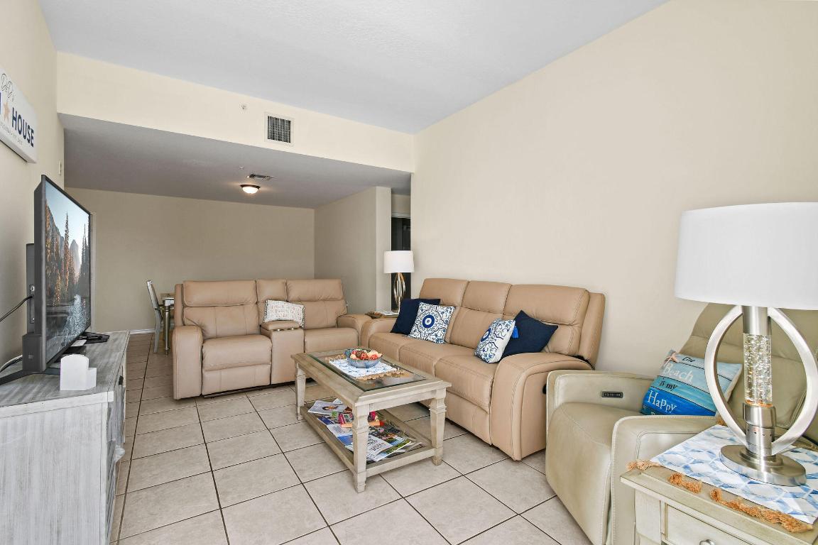 1200 Town Ctr #326 Jupiter, FL 33458