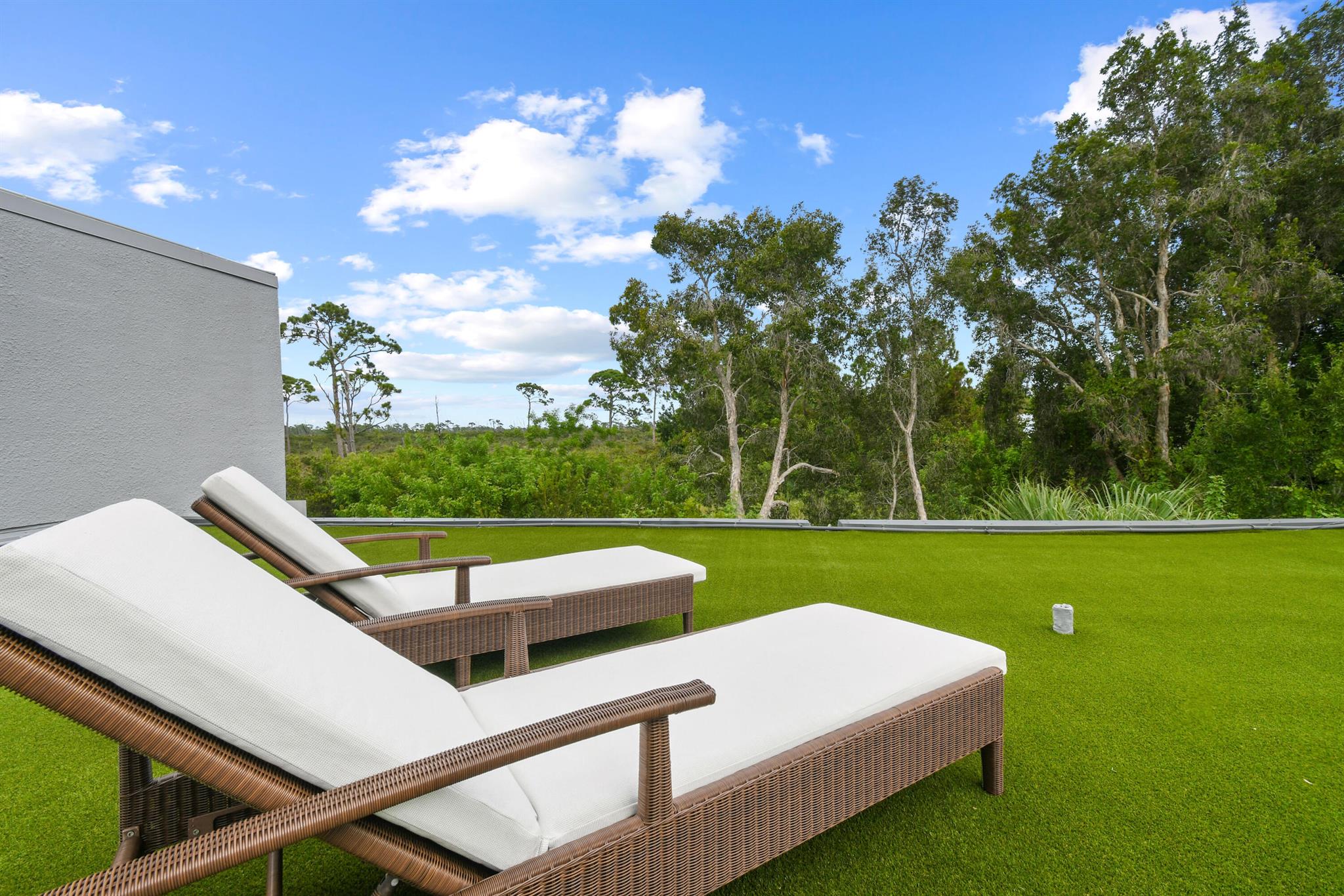 10561 SE Le Parc Jupiter, FL 33469