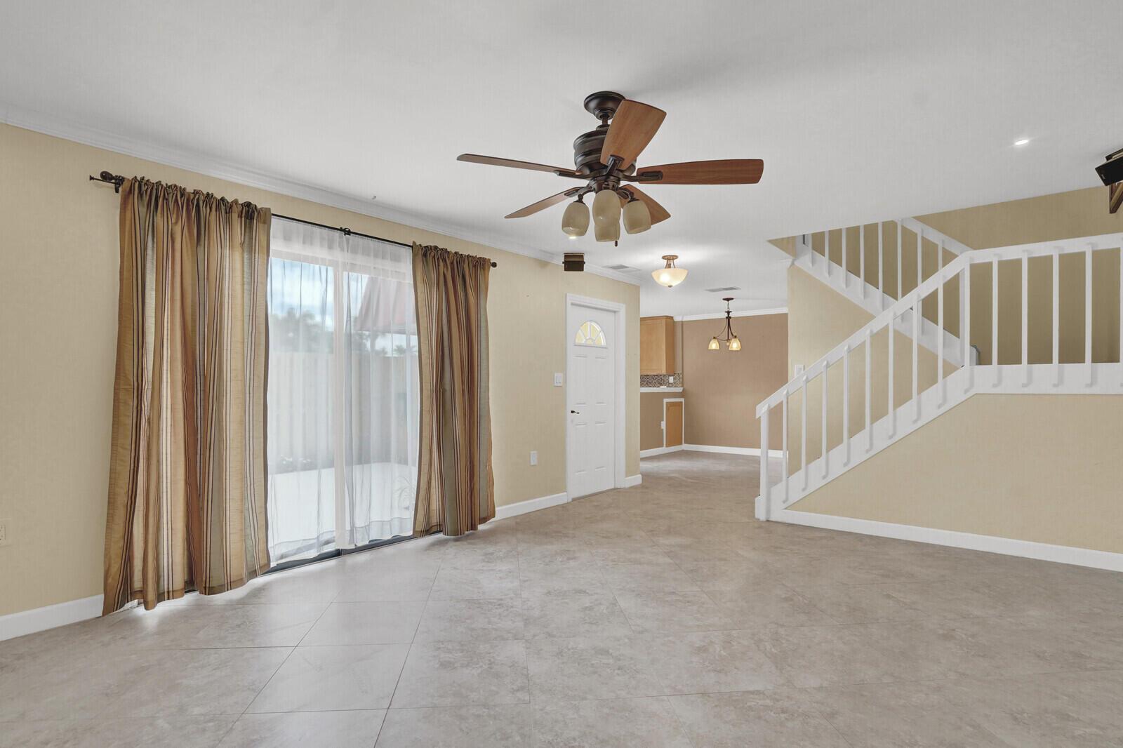 3313 Meridian Way #C Palm Beach Gardens, FL 33410