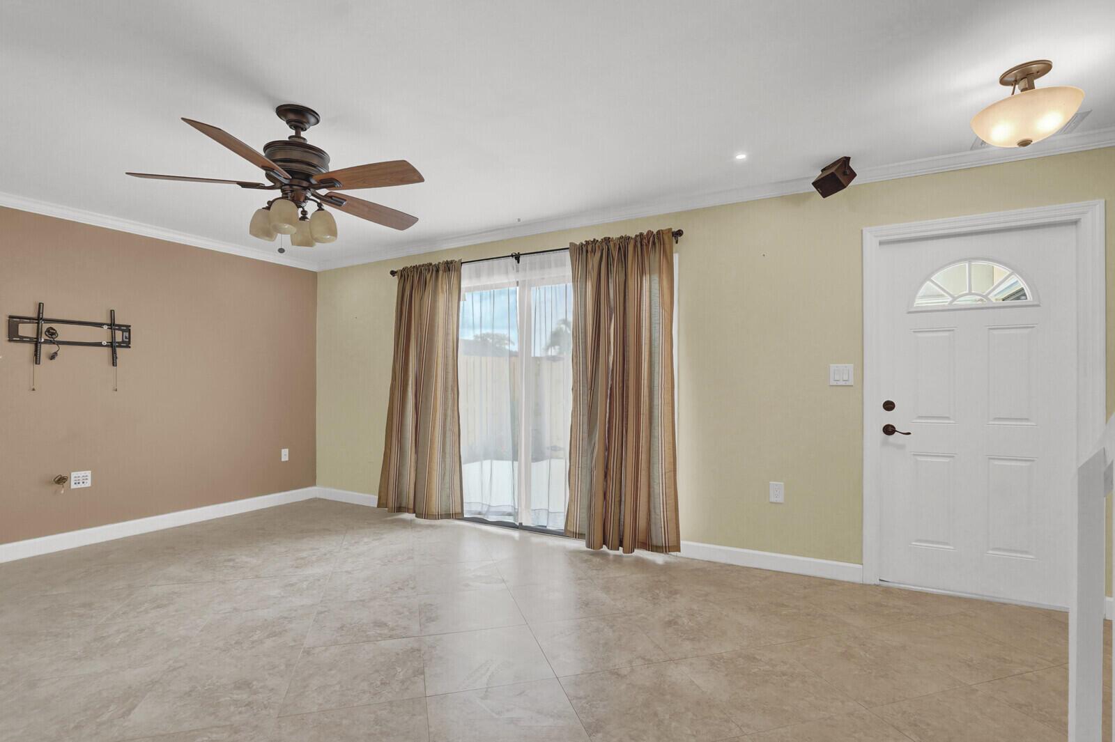 3313 Meridian Way #C Palm Beach Gardens, FL 33410