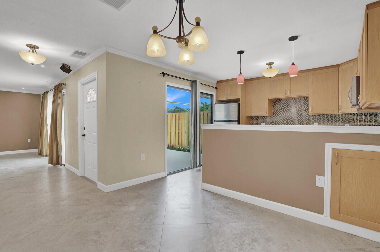 3313 Meridian Way #C Palm Beach Gardens, FL 33410