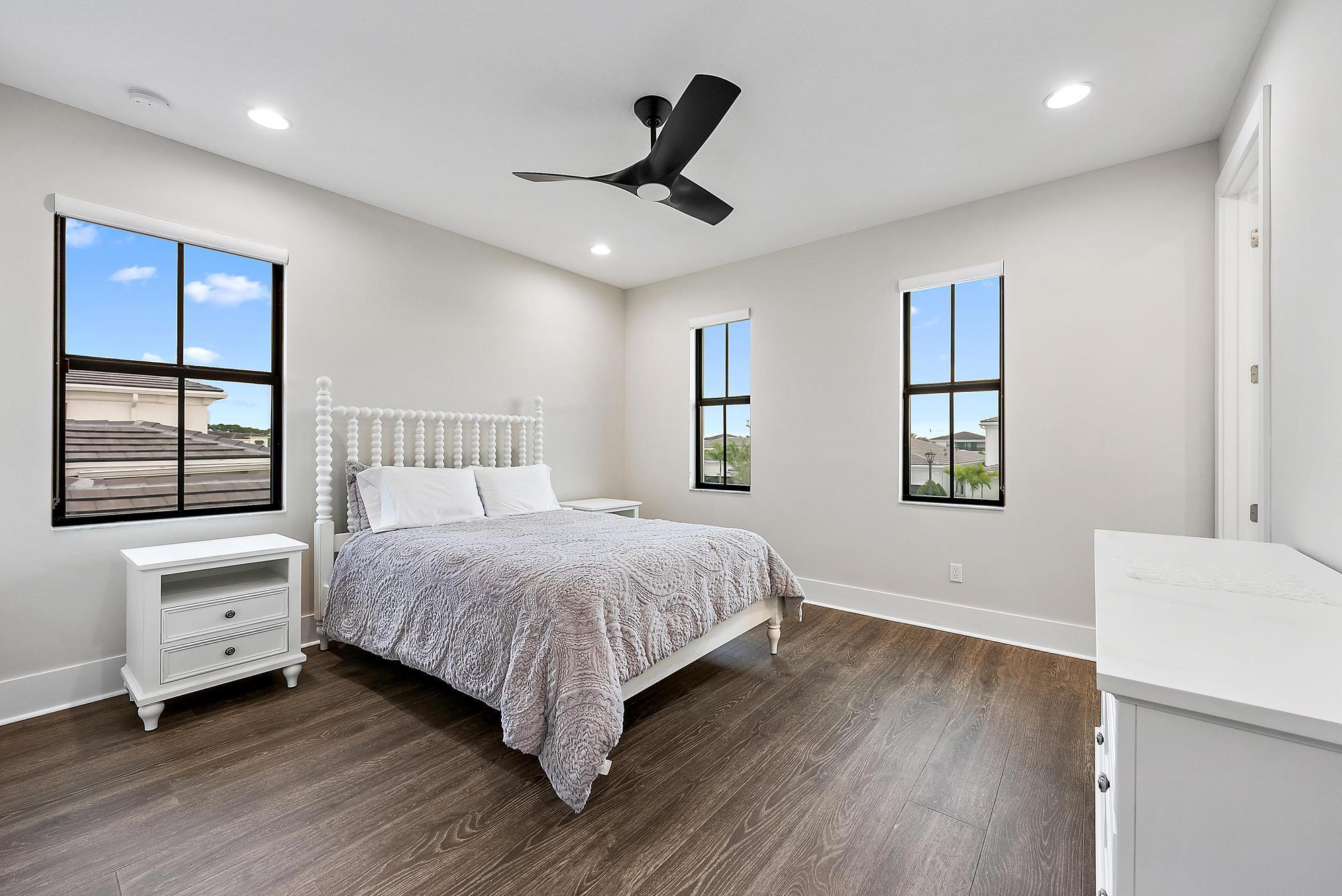 5823 Warhol Ter Palm Beach Gardens, FL 33418