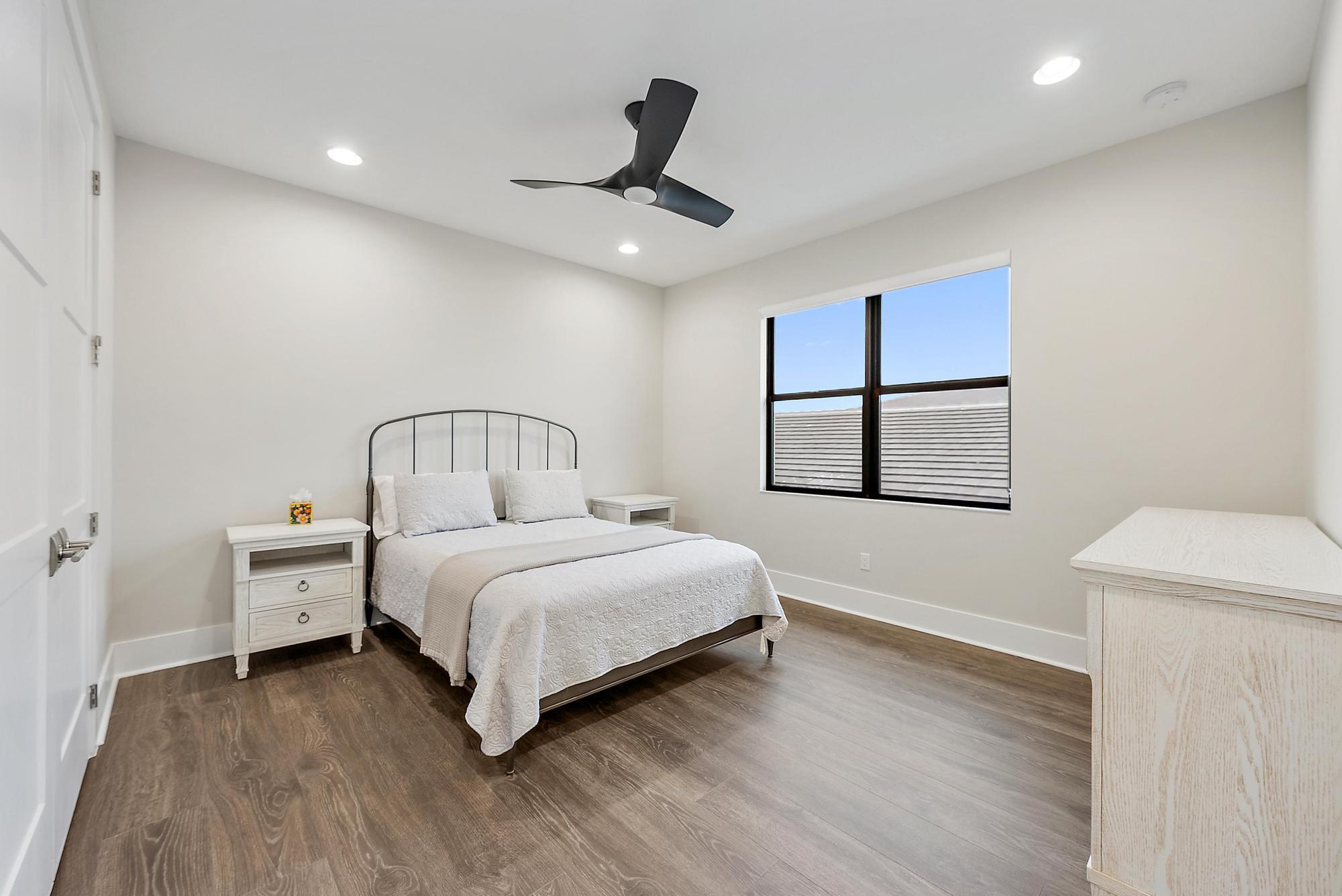 5823 Warhol Ter Palm Beach Gardens, FL 33418