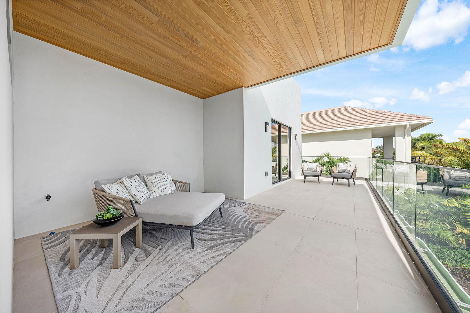 2240 Date Palm Rd Boca Raton, FL 33432