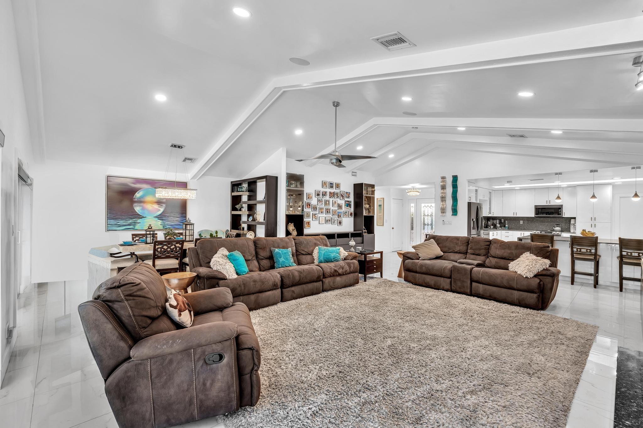 20104 Back Nine Dr Boca Raton, FL 33498