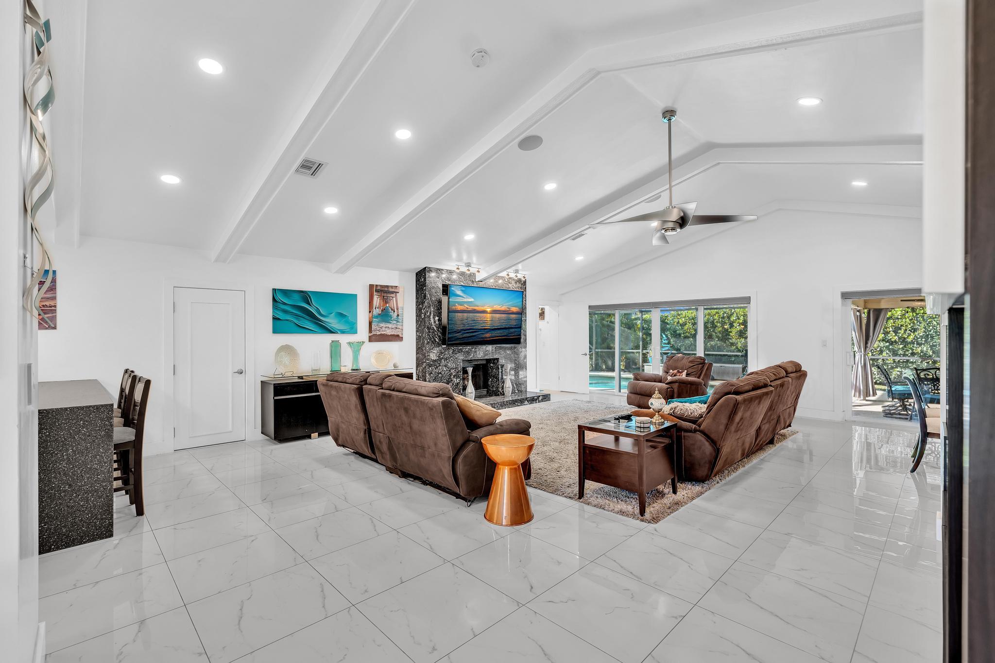 20104 Back Nine Dr Boca Raton, FL 33498