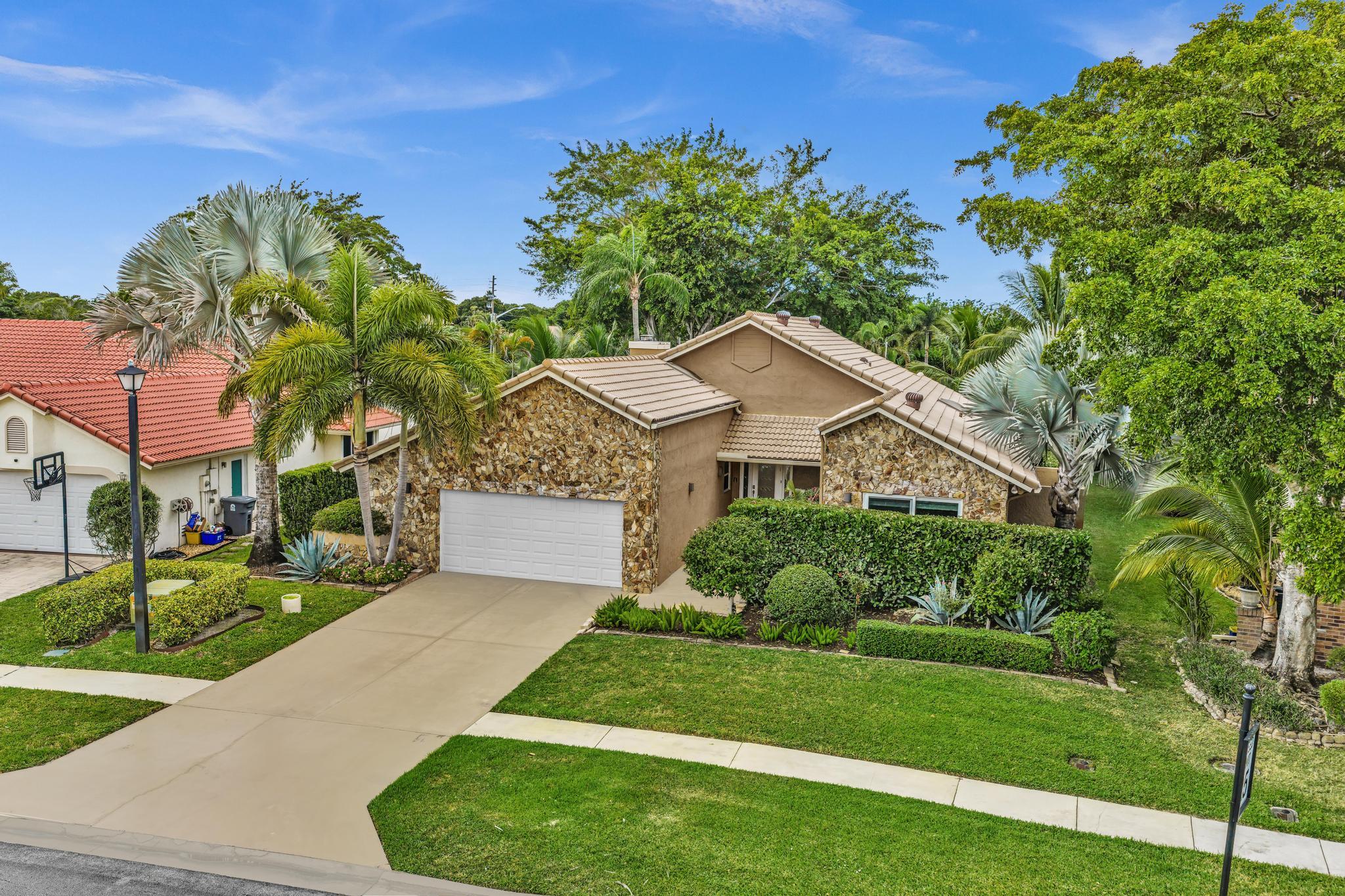 20104 Back Nine Dr Boca Raton, FL 33498