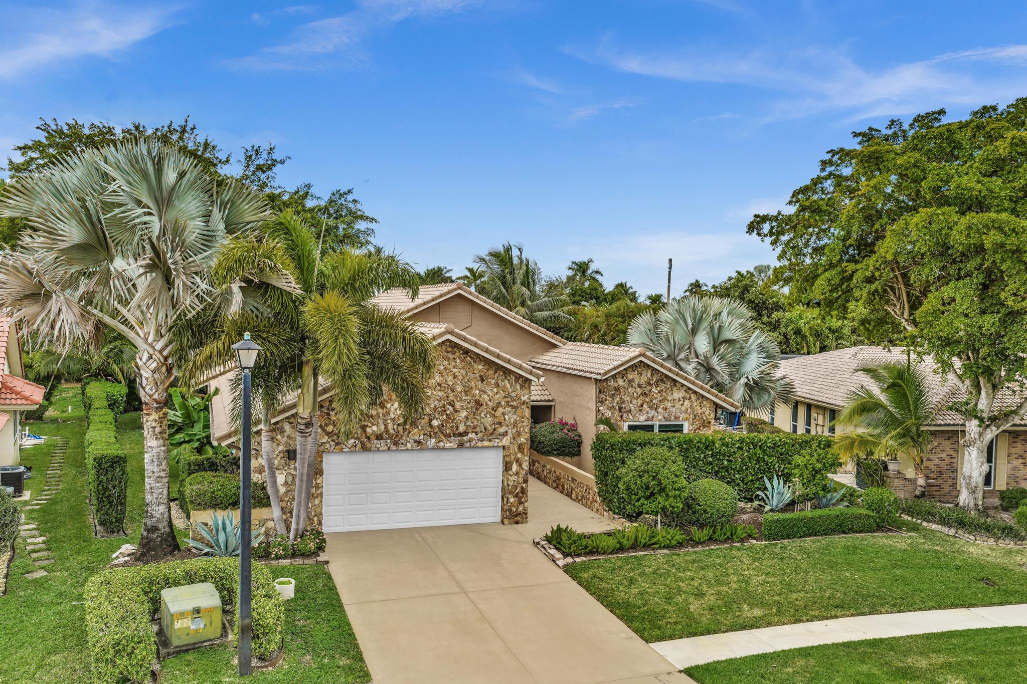 20104 Back Nine Dr Boca Raton, FL 33498