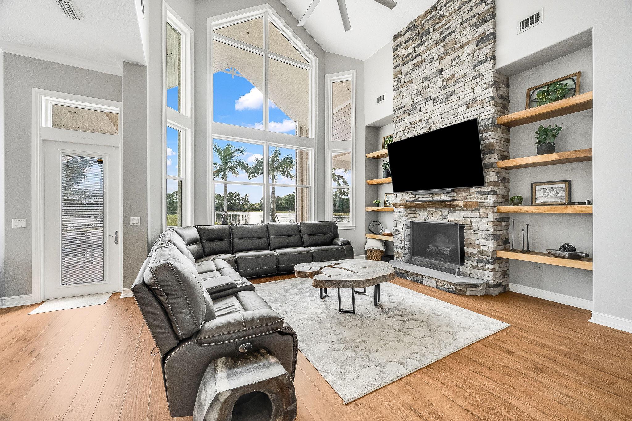 4236 Hield Rd Palm Bay, FL 32907