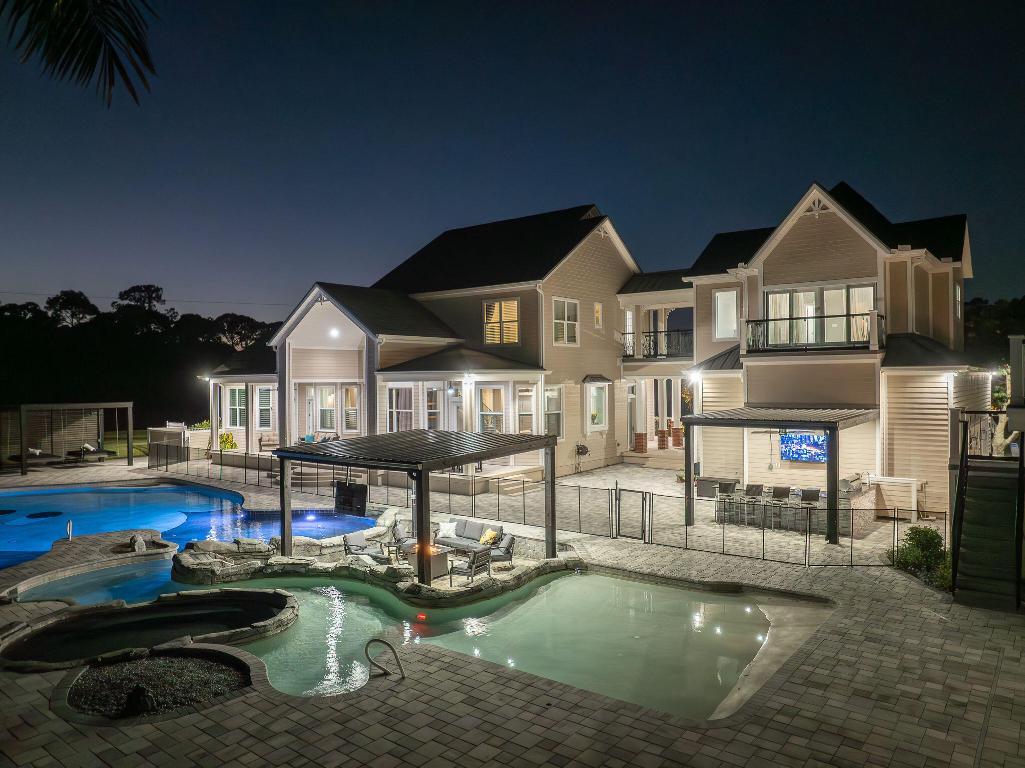 4236 Hield Rd Palm Bay, FL 32907