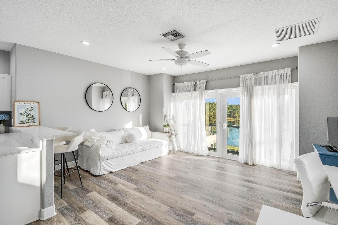 4236 Hield Rd Palm Bay, FL 32907