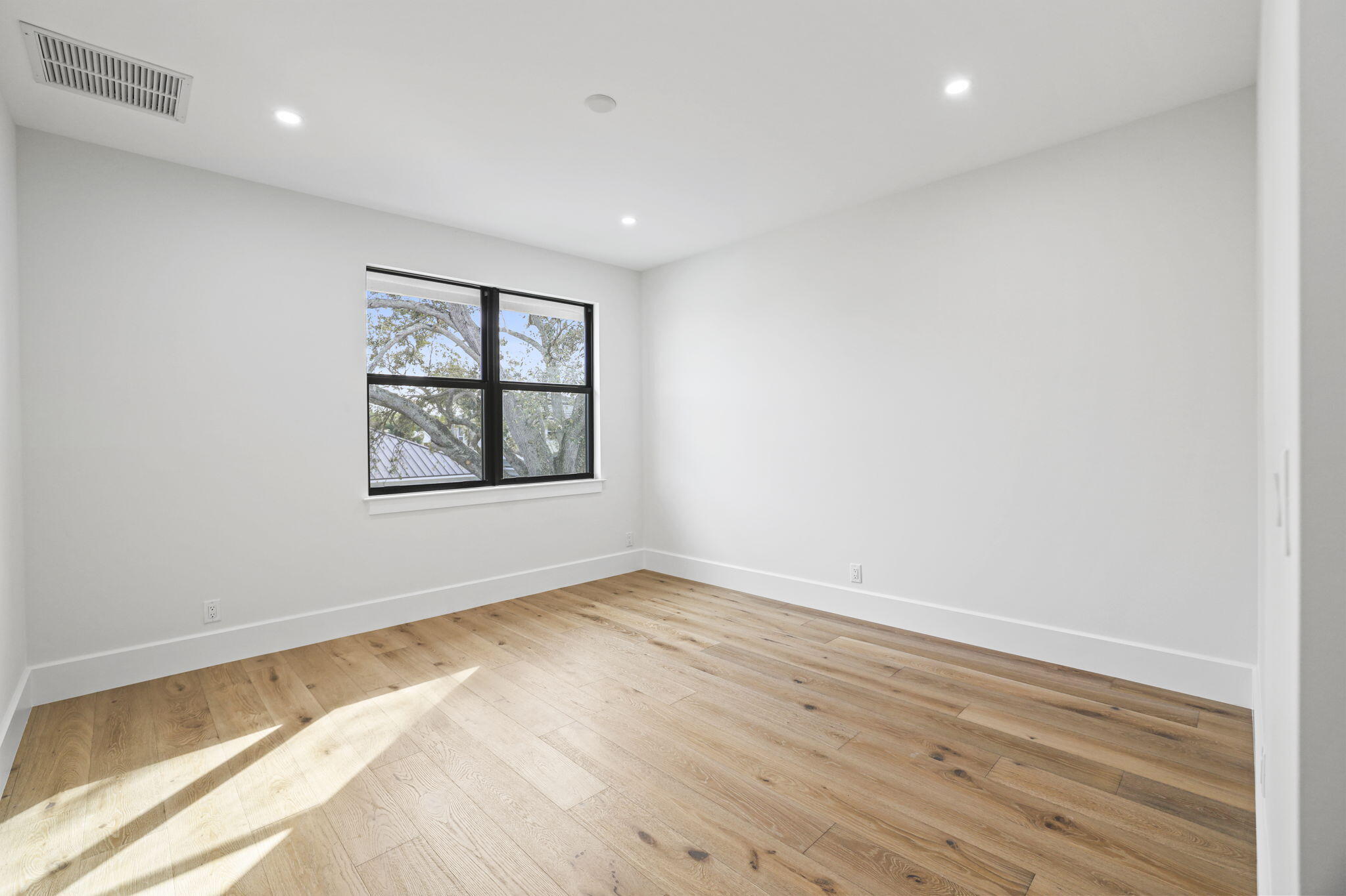 195 Birkdale Jupiter, FL 33458