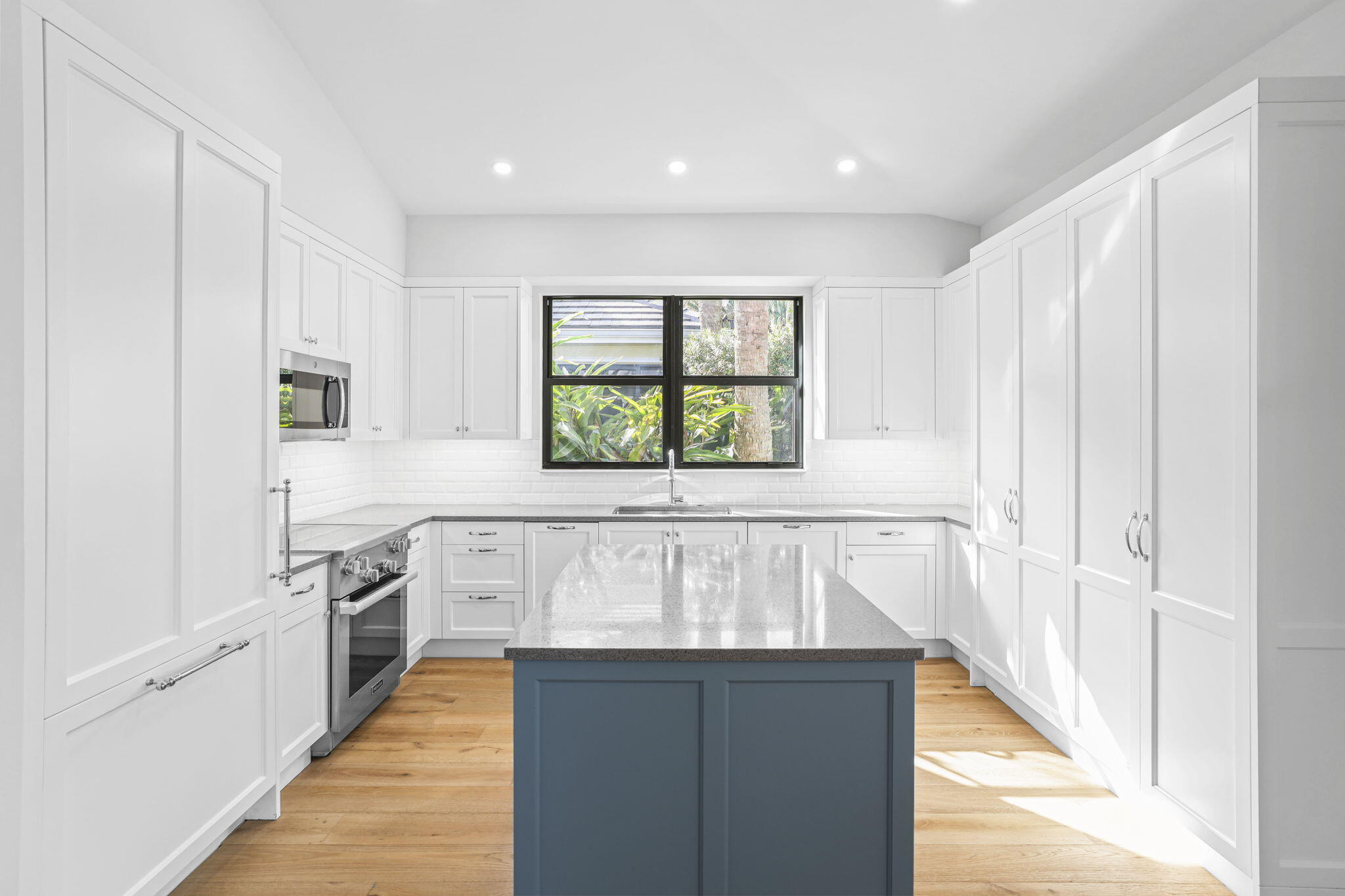 195 Birkdale Jupiter, FL 33458