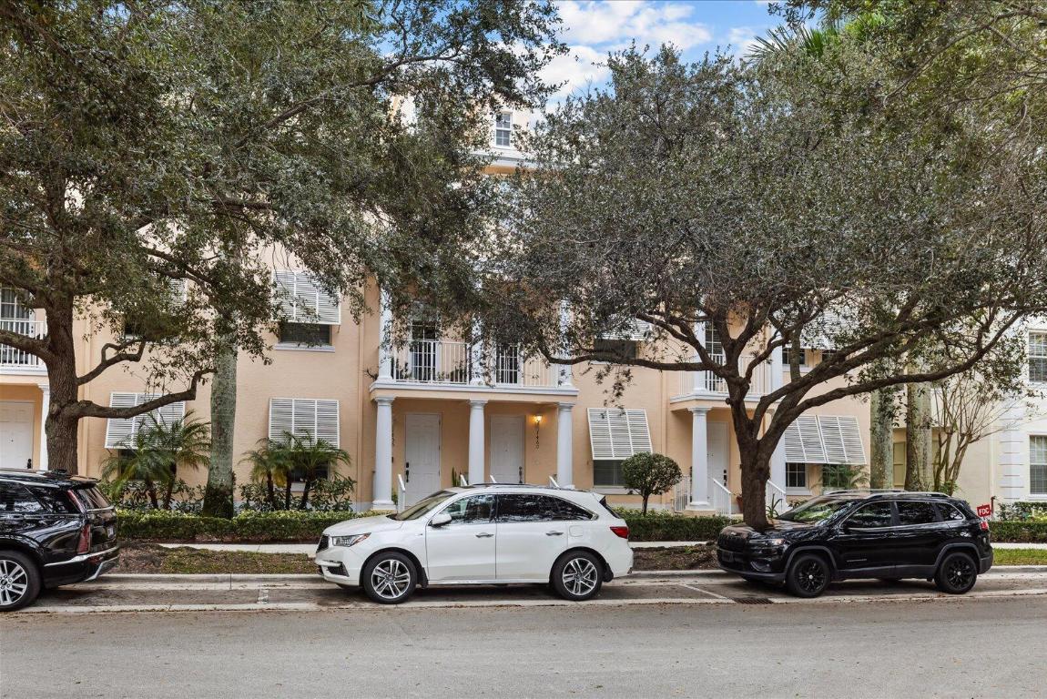 1460 Corbison Pt Jupiter, FL 33458