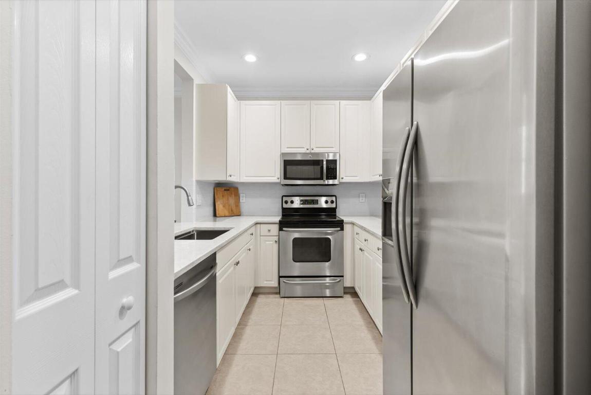 1460 Corbison Pt Jupiter, FL 33458