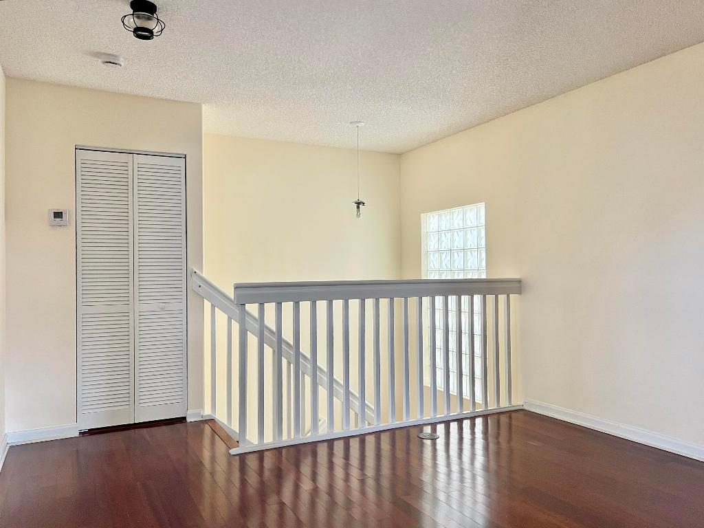 6069 Desert Inn Lake Worth, FL 33463