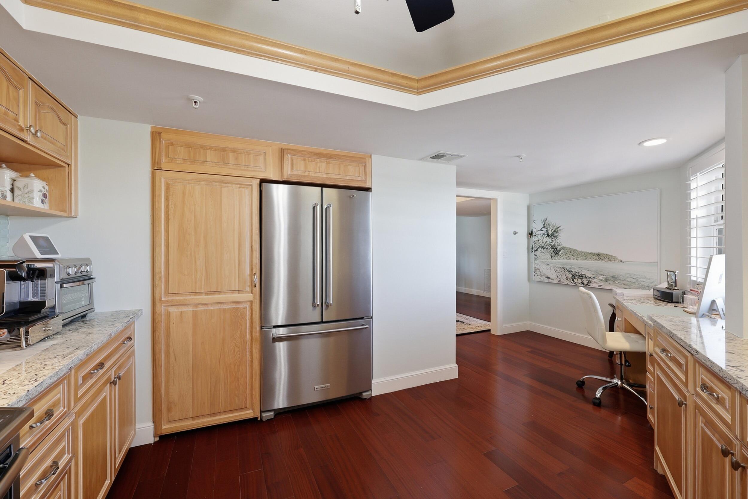 19800 Sandpointe Bay #802 Tequesta, FL 33469