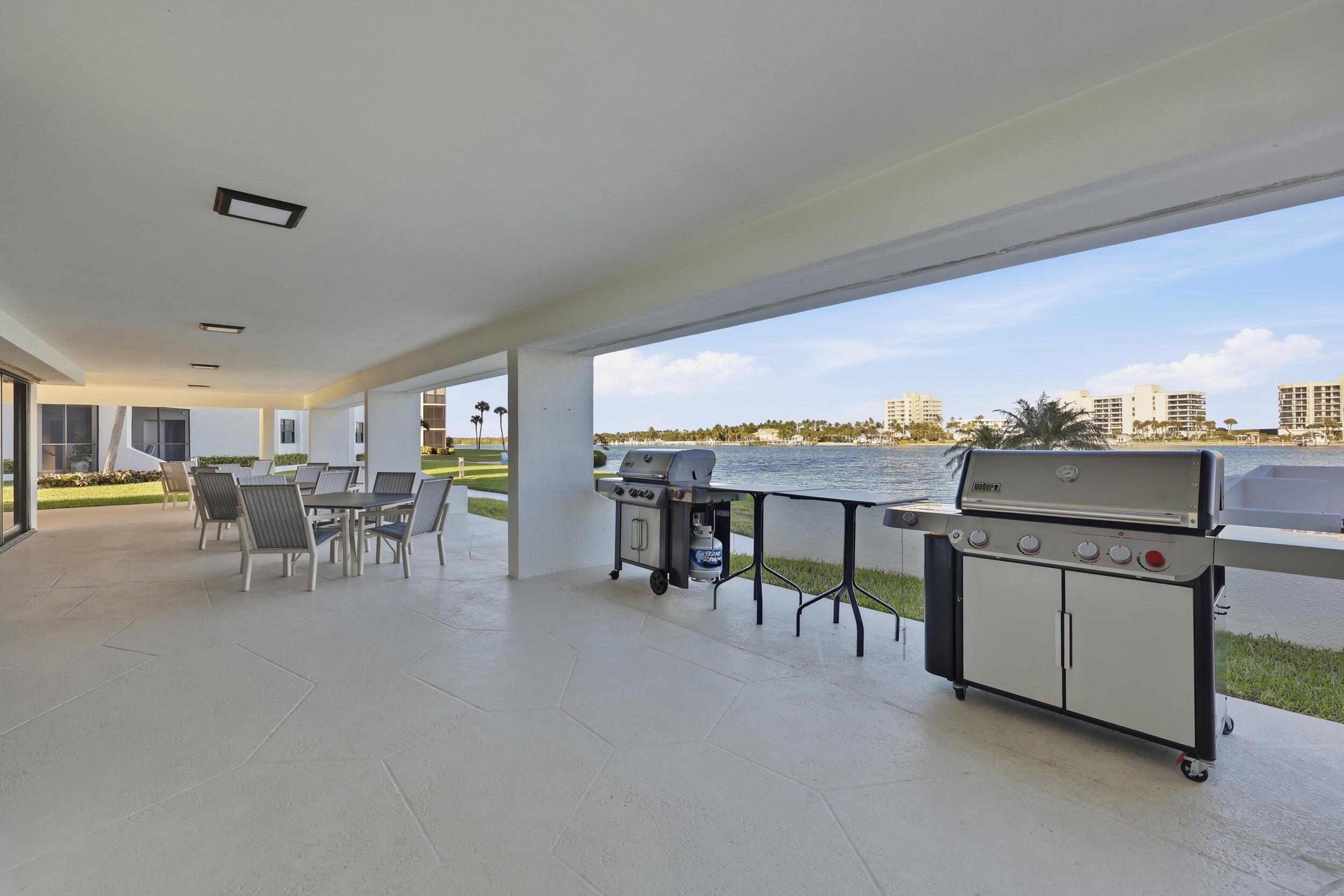 19800 Sandpointe Bay #802 Tequesta, FL 33469