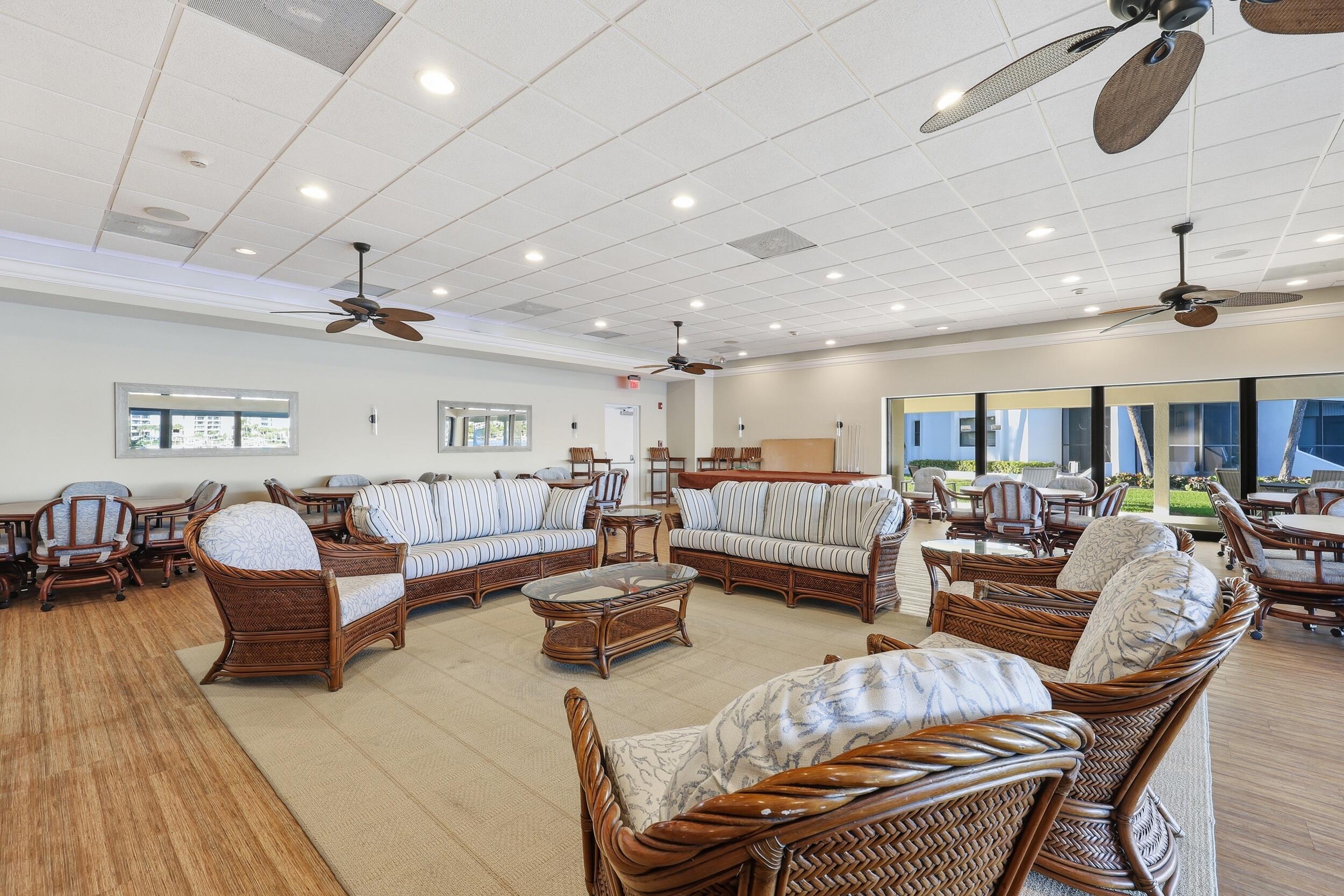 19800 Sandpointe Bay #802 Tequesta, FL 33469